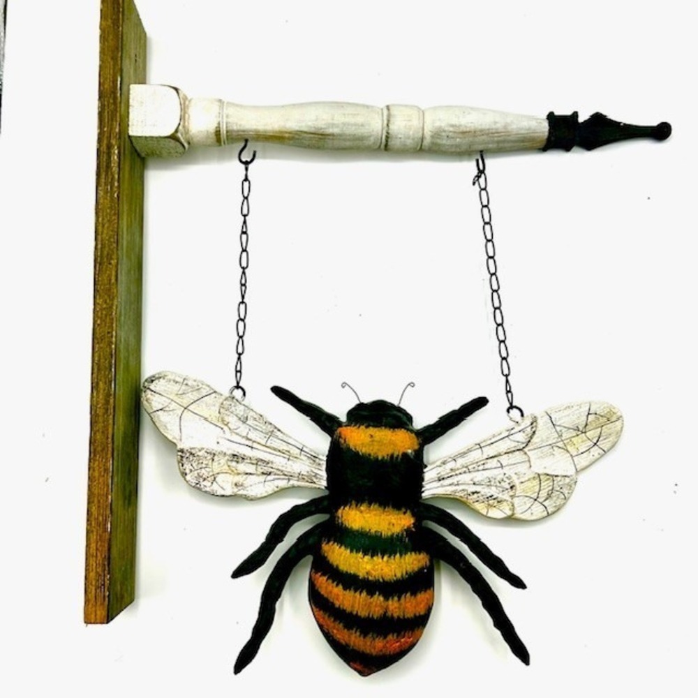 K&K Interiors Arrow Replacement Decorative Hanging Sign, Honey Bee SKU16418A